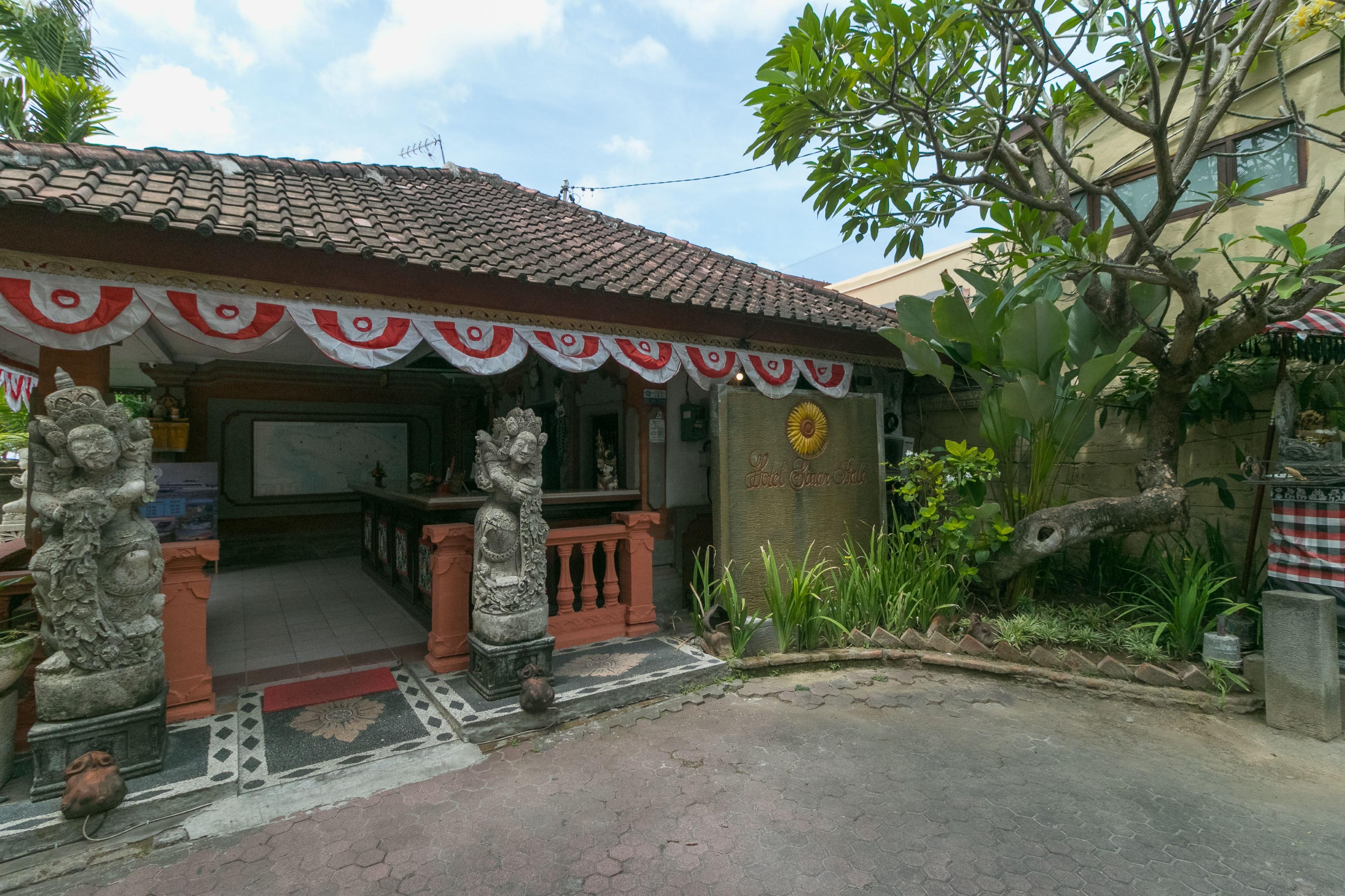 Hotel Sinar Bali Legian Екстериор снимка