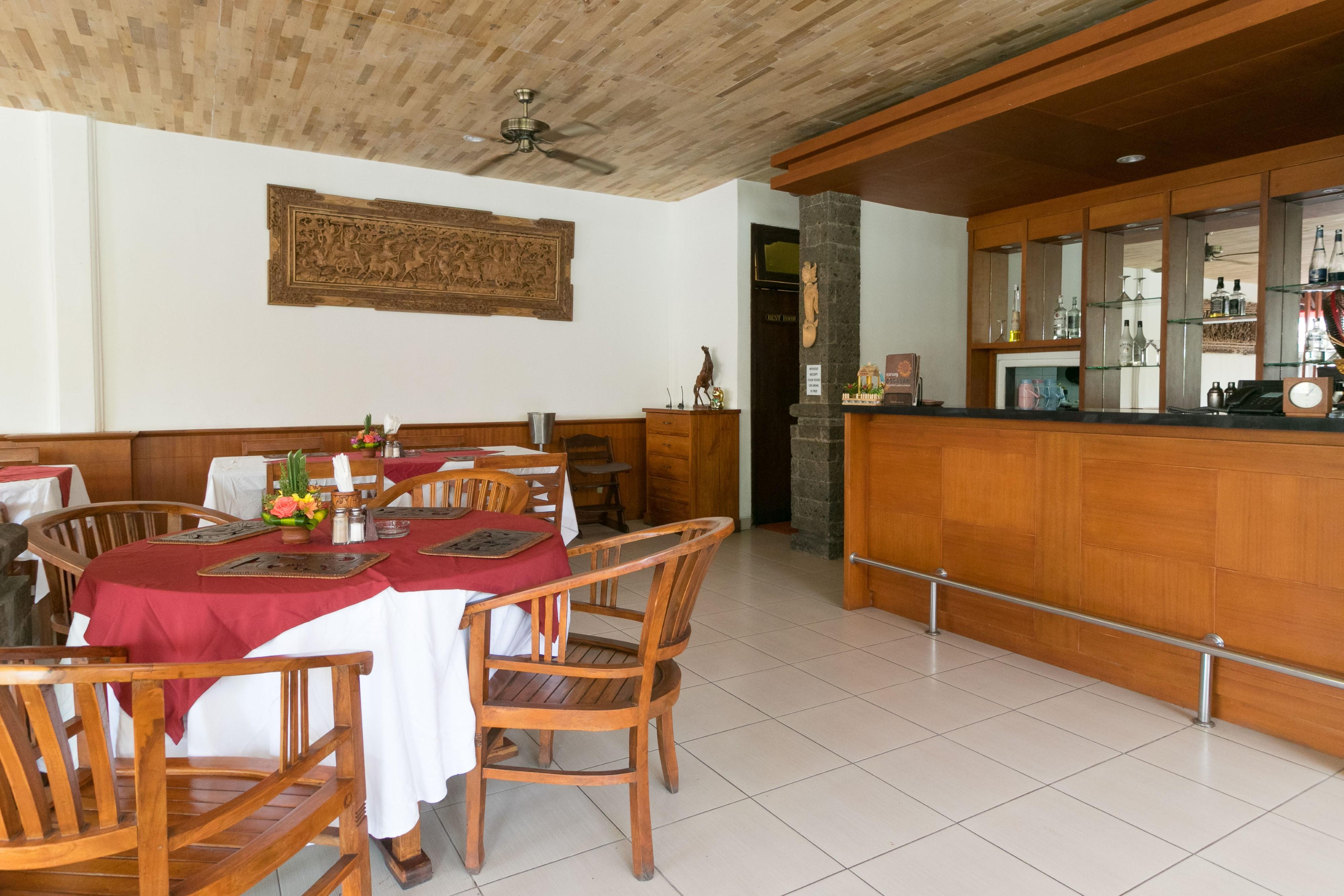Hotel Sinar Bali Legian Екстериор снимка