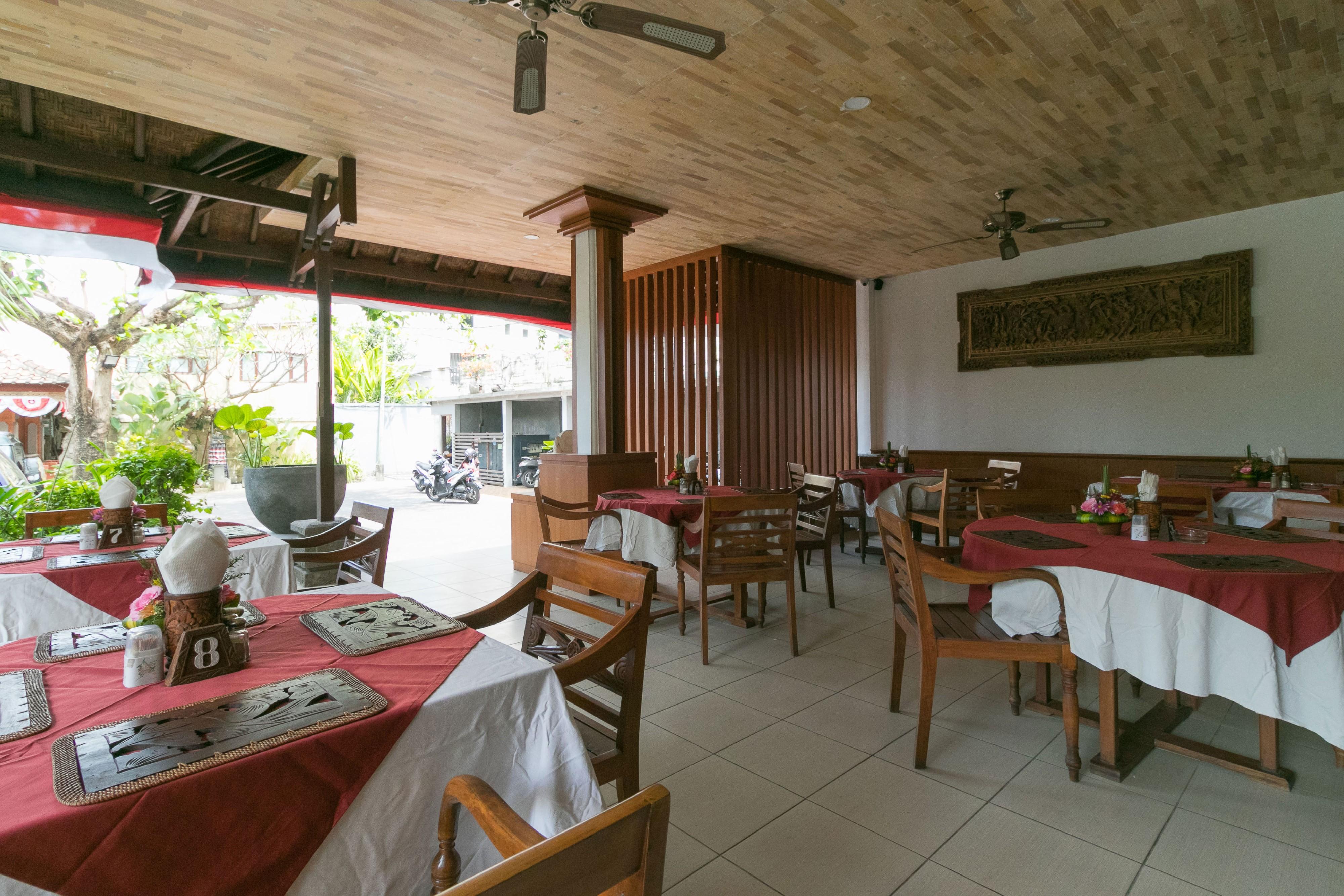 Hotel Sinar Bali Legian Екстериор снимка