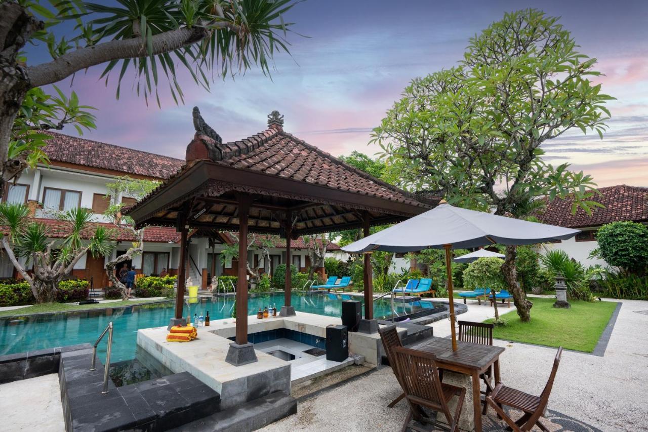 Hotel Sinar Bali Legian Екстериор снимка